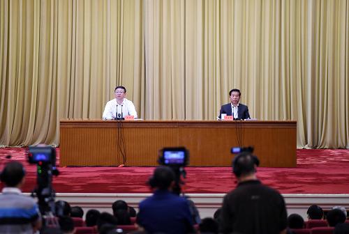 陳吉寧“輝煌十二五”系列報(bào)告會(huì)第二場(chǎng)聚焦生態(tài)環(huán)境保護(hù)