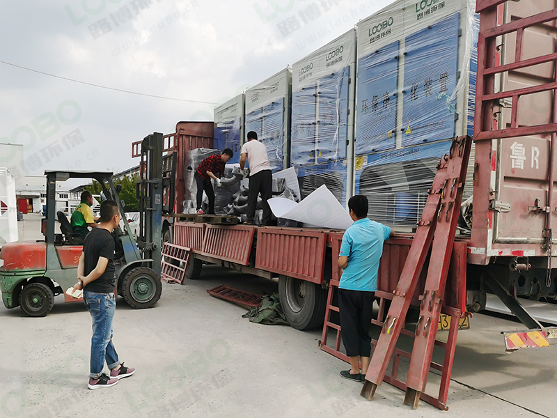 濾筒除塵器廠家新一批工業(yè)除塵設備即將發(fā)往河南鄭州