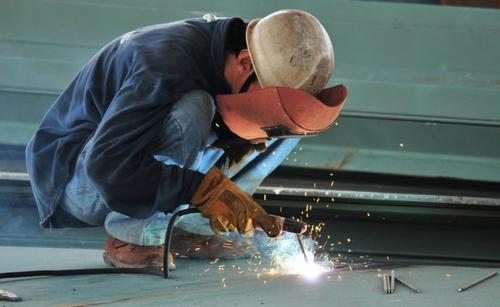 自循環(huán)焊煙凈化器無需鋪設(shè)管道，治理焊接煙塵更智能 (2).jpg