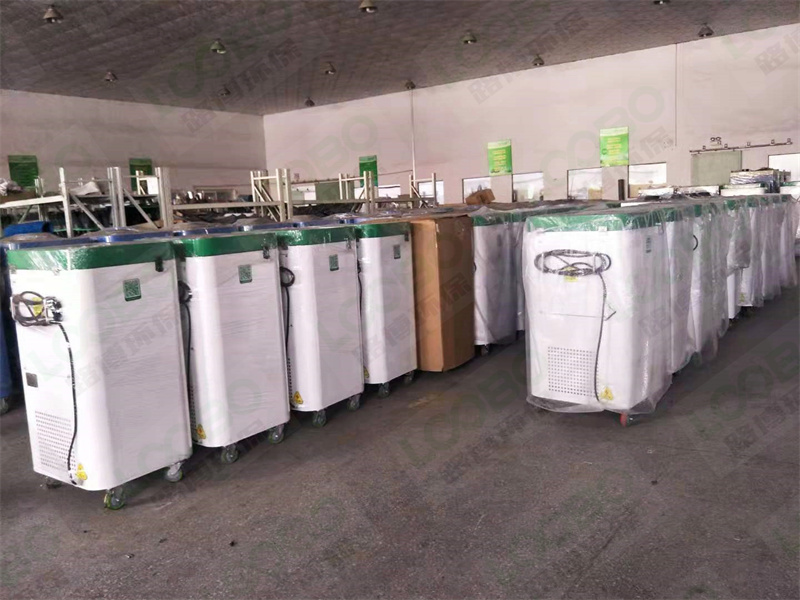 移動(dòng)式焊煙凈化器03.jpg 移動(dòng)式焊煙凈化器03.jpg