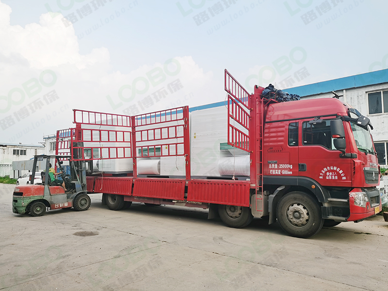 濾筒除塵器發(fā)往江西某汽車(chē)制造企業(yè).jpg 濾筒除塵器發(fā)往江西某汽車(chē)制造企業(yè).jpg