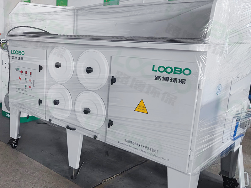 路博環(huán)保打磨除塵臺(tái).jpg 路博環(huán)保打磨除塵臺(tái).jpg