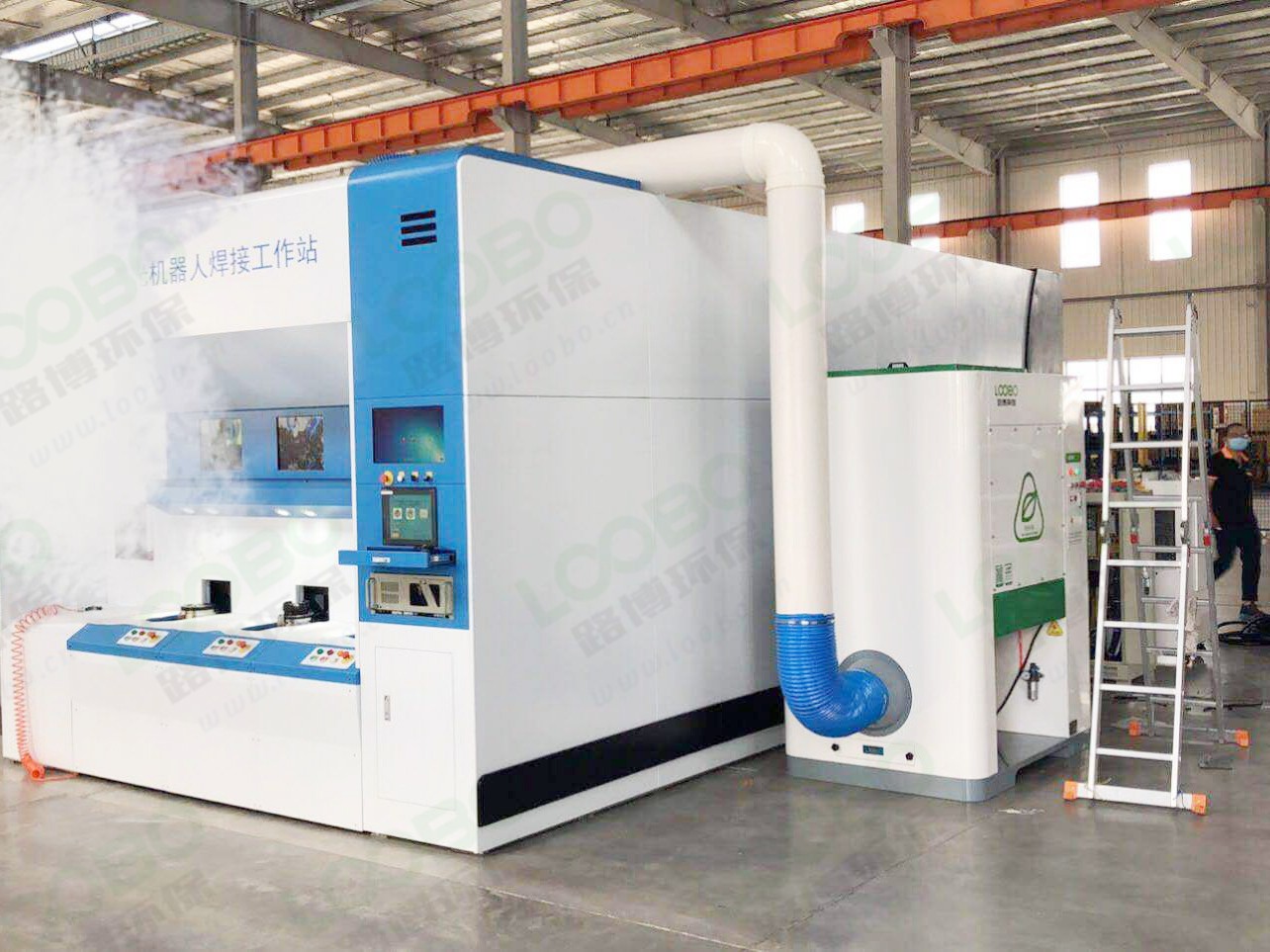 提升工作場(chǎng)所健康與安全，焊接機(jī)器人除塵設(shè)備的重要性 (2).jpg